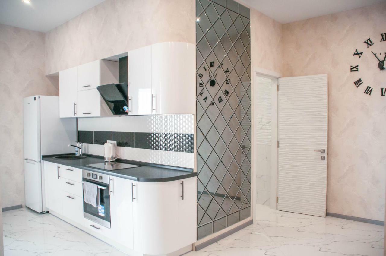 Apartment In Arсadia 2 Bedrooms Odessa Esterno foto