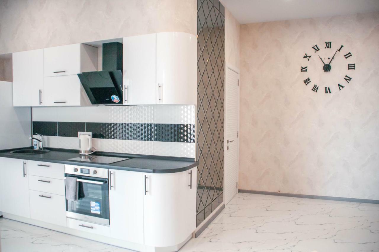 Apartment In Arсadia 2 Bedrooms Odessa Esterno foto